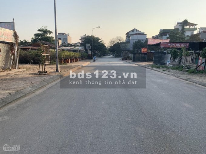Bán đất Biệt thự khu 31ha Trâu Quỳ -258m2 gần vườn hoa Shophoues. 0982852808