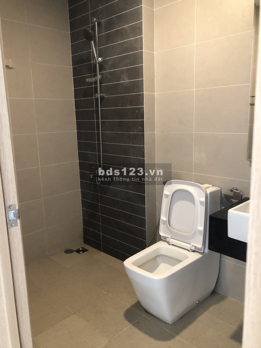 Bán Office Sunrise City View, Quận 7 máy lạnh, rèm giá lỗ vốn 1,65 tỷ