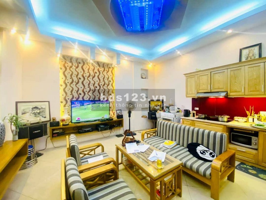 Mặt Phố Bà Triệu, HĐ, 80m, 3T, MT6.6m, Lô Góc, Kinh Doanh Sầm Uất, giá 8 tỷ 9 Lh 0936552879