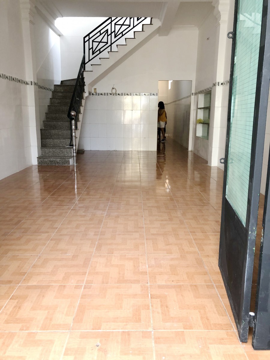 Nhà 60m2 hẻm ôtô vào tận nhà đường Tạ Quang Bửu P2 Q8