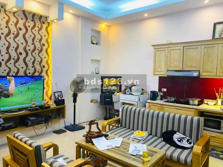 Mặt Phố Bà Triệu, HĐ, 80m, 3T, MT6.6m, Lô Góc, Kinh Doanh Sầm Uất, giá 8 tỷ 9 Lh 0936552879