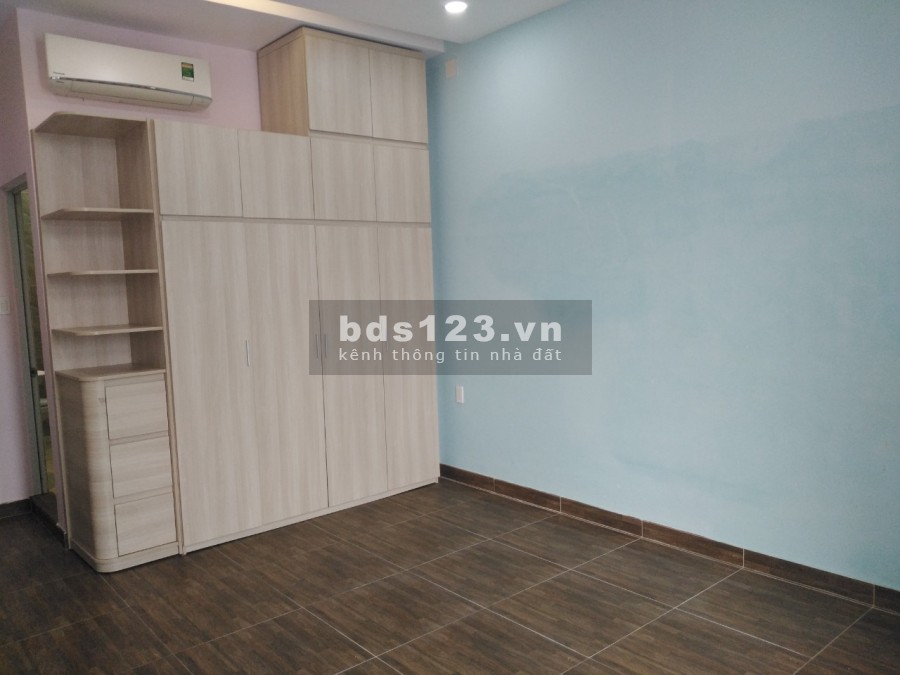 Chính chủ cho thuê nhà HXH 4.5m đường 28 Linh Đông, 1T 3L đông nam, nội thất gần đủ 0909222831