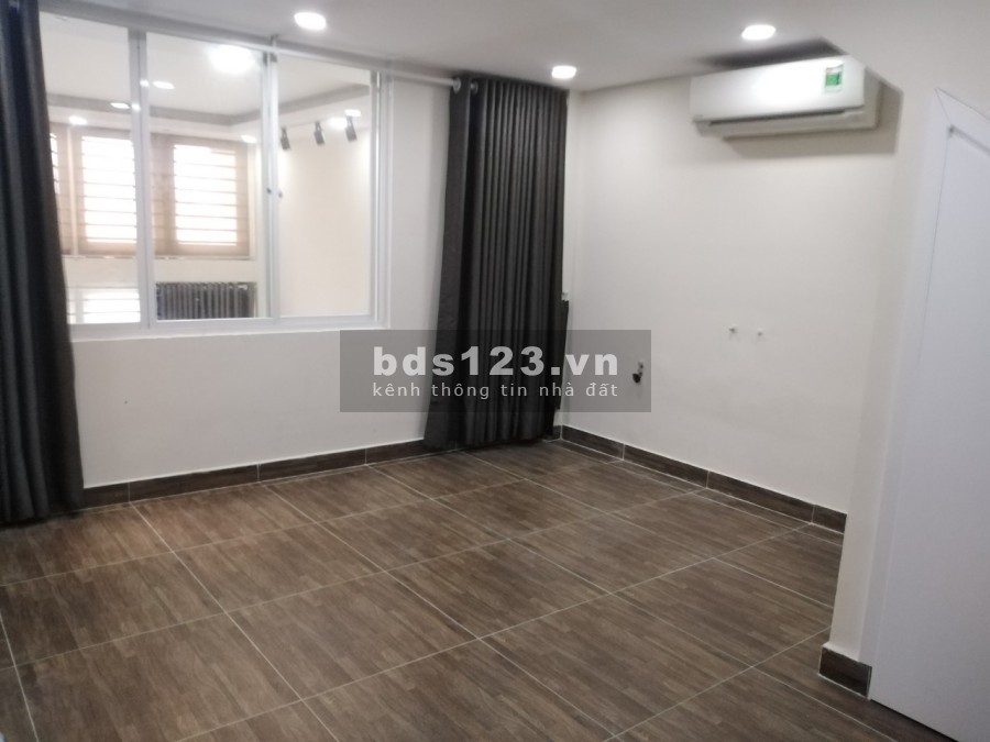 Chính chủ cho thuê nhà HXH 4.5m đường 28 Linh Đông, 1T 3L đông nam, nội thất gần đủ 0909222831