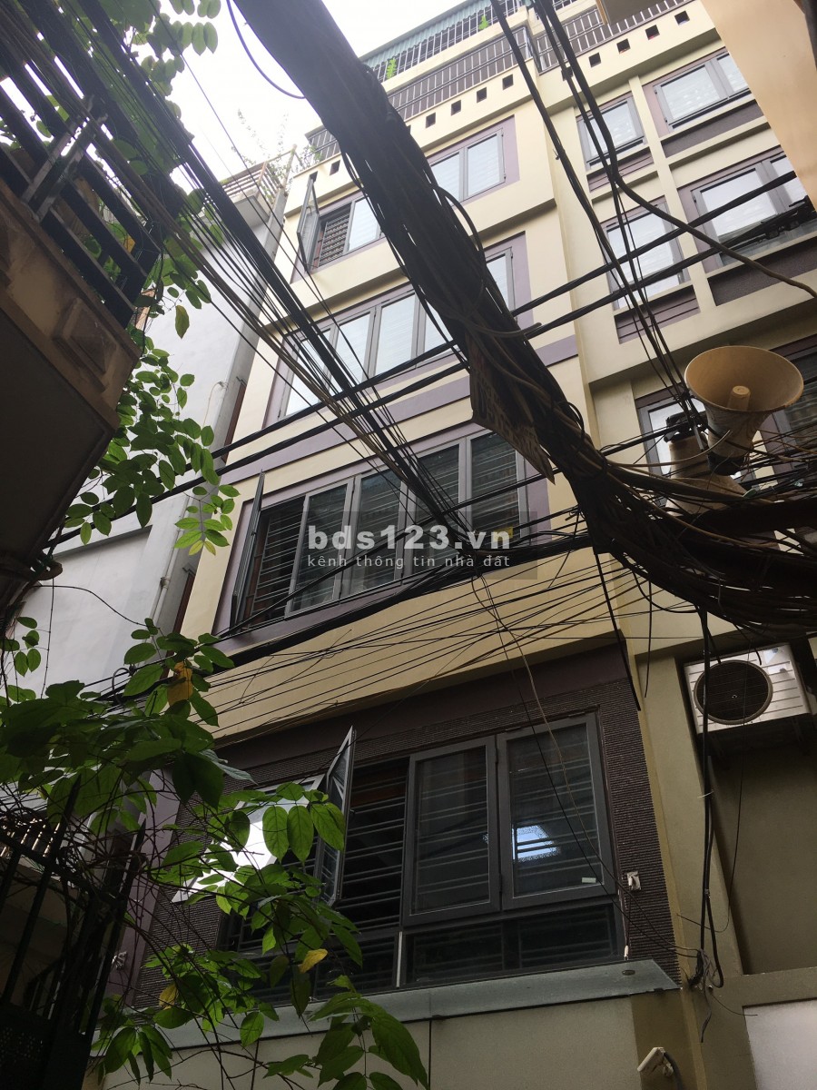 Nhà 6 Tầng 45m2 đẹp như mới ngõ Hoàng Quốc Việt tiện kinh doanh, ngõ thông giá 6 tỷ