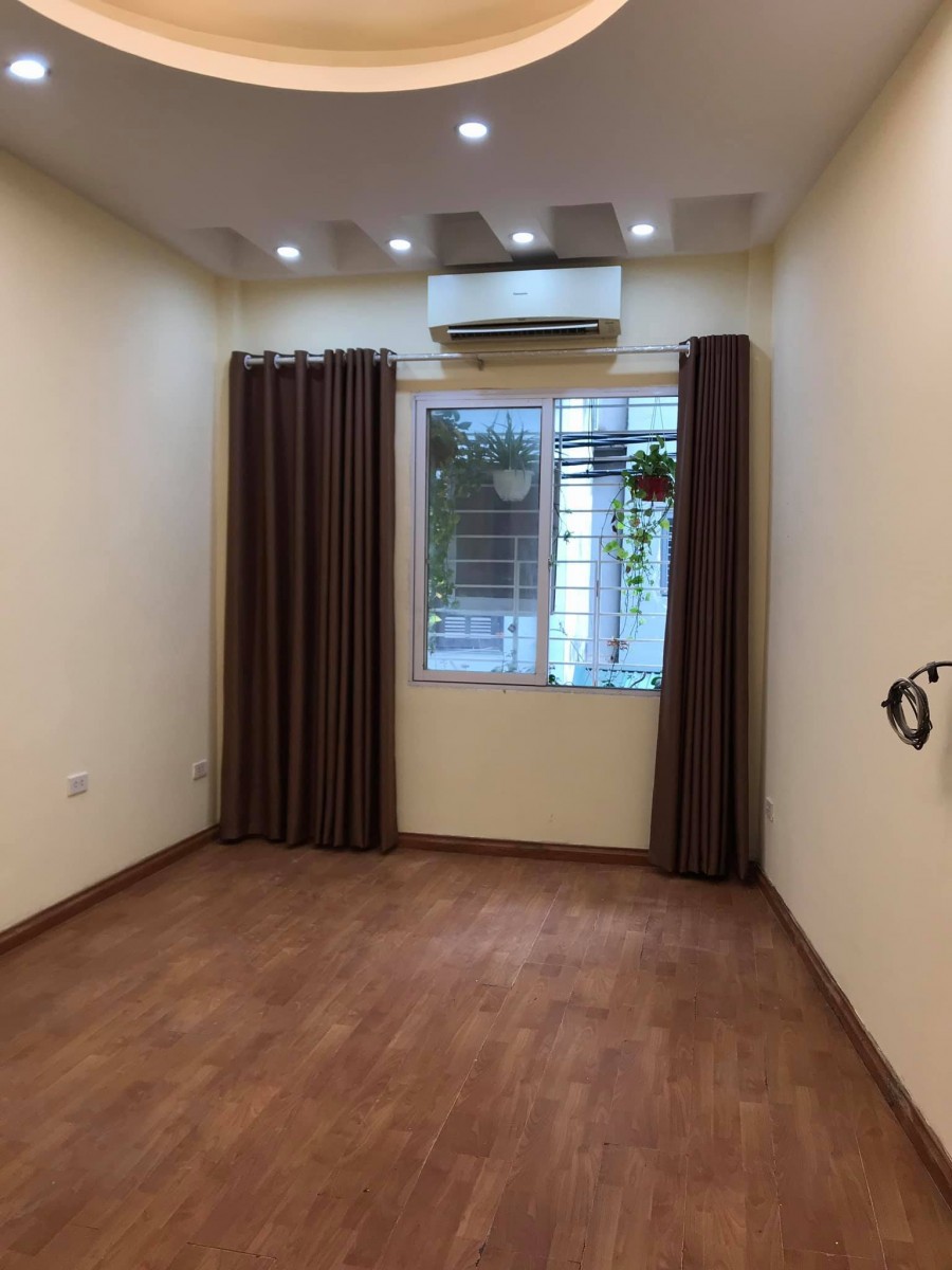 SIÊU PHẨM MẶT PHỐ NHỎ THANH XUÂN- KINH DOANH-Ô TÔ TRÁNH33m2 6 tầng giá chỉ 6,3 tỷ