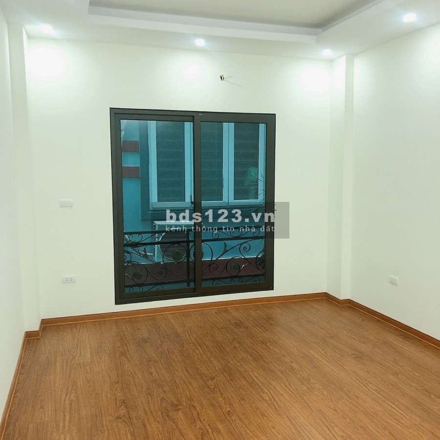 HOT: Bán nhà P.lô Nguyễn Xiển, ôtô tránh, 55m2x4T, nhỉnh 7 tỷ