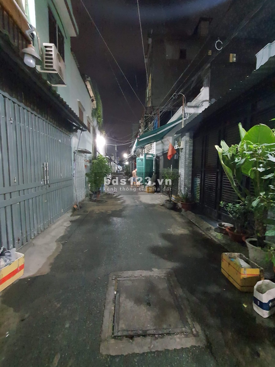 Bán nhà tặng nội thất 300 triệu sát Bình Long , Quận Tân Phú ,giá nhỉnh 5 tỷ