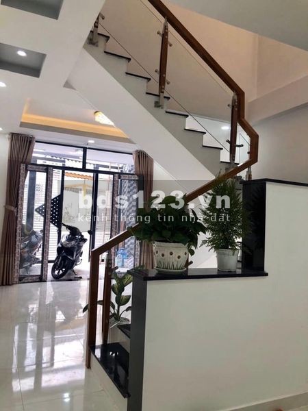 NHÀ BÁN HXH BÌNH THẠNH, ĐƯỜNG BÙI ĐÌNH TUÝ, PHƯỜNG 12.NHÀ 60M2, 1TRỆT, 3LẦU VÀO Ở NGAY.GIÁ CHỈ 4 TỶ 6.