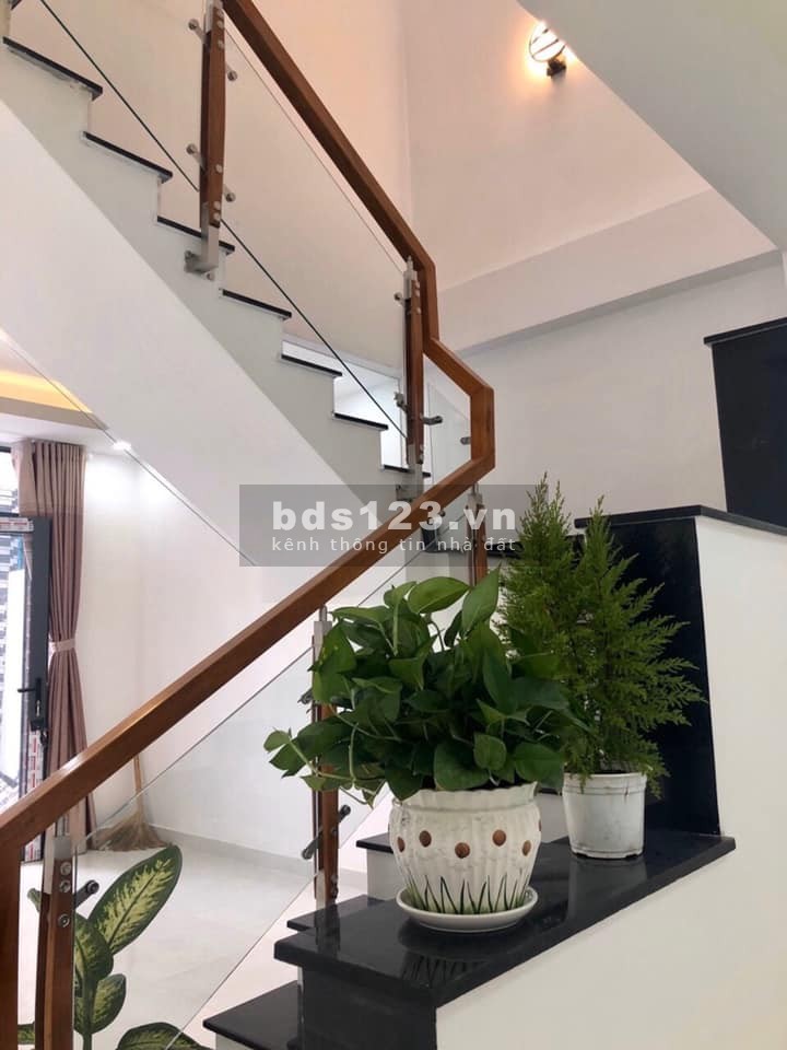 NHÀ BÁN HXH BÌNH THẠNH, ĐƯỜNG BÙI ĐÌNH TUÝ, PHƯỜNG 12.NHÀ 60M2, 1TRỆT, 3LẦU VÀO Ở NGAY.GIÁ CHỈ 4 TỶ 6.
