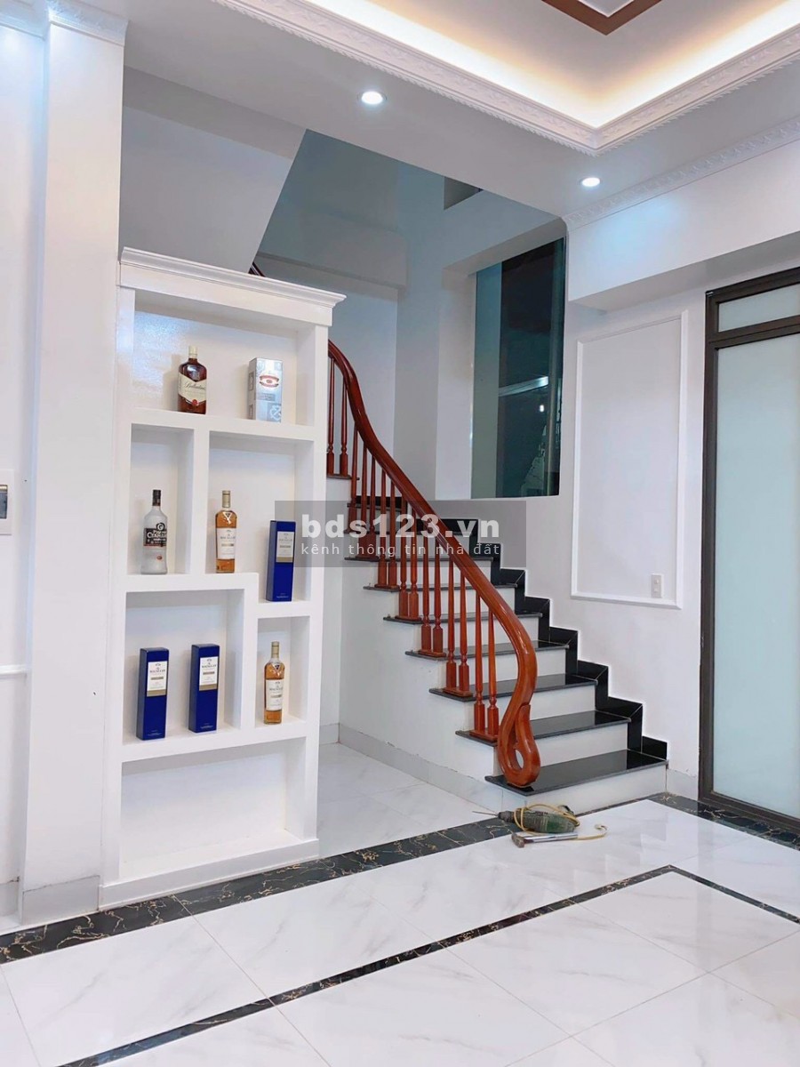 Bán nhà phố Ngọc Uyên, ph Ngọc Châu, TP HD, 3 tầng, 45m2, 3 ngủ, nhà đẹp, giá tốt