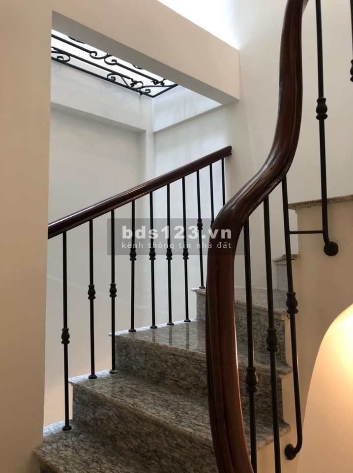 Bán Ngay nhà Phố trạm 35m2*5T*4.89MT nhỉnh 2 tỷ