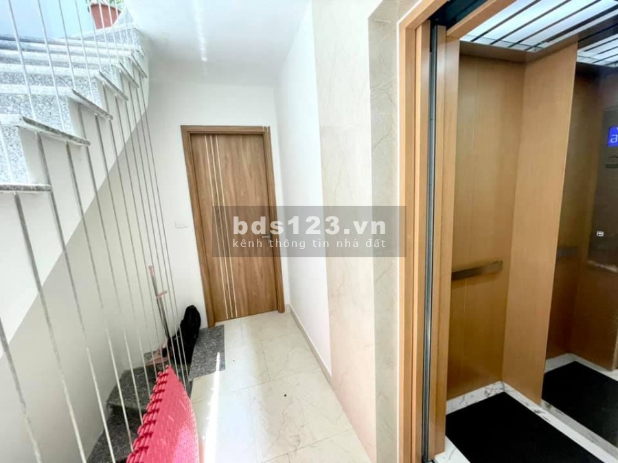 BÁN TÒA CĂN HỘ CAO CẤP ĐẶNG VĂN NGỮ, 7 TẦNG, THANG MÁY, 12 PHÒNG, GIÁ 9.7 TỶ