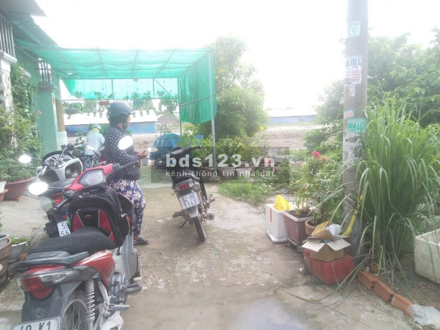 Cần bán lô đất đường xe hơi sát bên dự án The Sol, Xã Long Thượng,