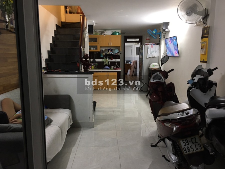 Nhà 1 Lầu DT: 53m2, Hẻm Xe Hơi p,Tân Quy, Quận 7