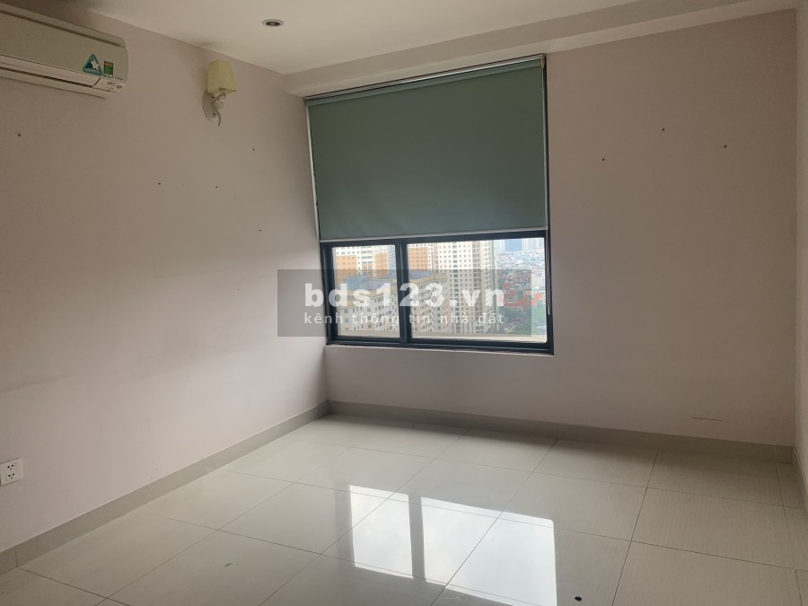 Cho thuê Chung cư Star City Lê Văn Lương 77m2 đồ cơ bản phù hợp văn phòng 11 triệu. Lh 0377983070
