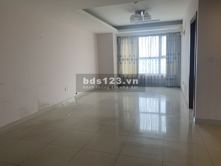 Cho thuê Chung cư Star City Lê Văn Lương 77m2 đồ cơ bản phù hợp văn phòng 11 triệu. Lh 0377983070