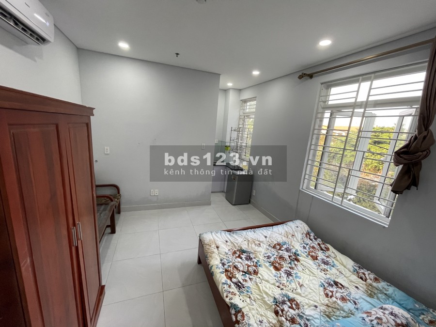 Cho thuê căn hộ dịch vụ Bùi Đình Túy, quận Bình Thạnh, 30m2, giá rẻ