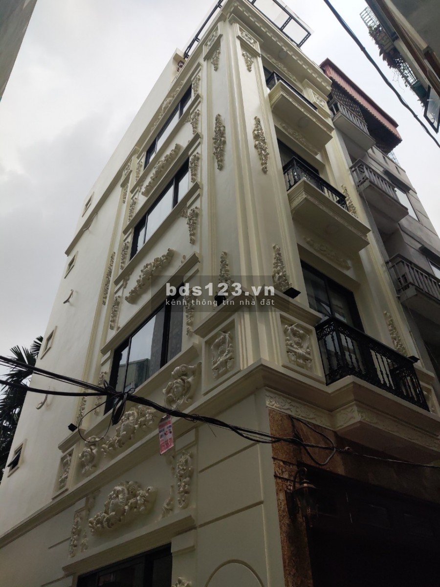 Tuyệt phẩm phố Trạm, Long Biên 5 tầng, 3.4 tỷ không có căn thứ 2.