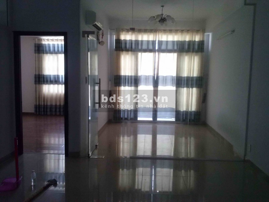 Chủ nhà Cho thuê căn hộ tầng 12 cc Phú Đạt sát Đại học Ngoại thương D5 P25 Q. BThạnh