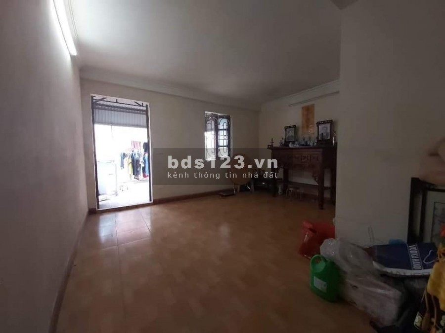 Nhà mặt phố Võng Thị Tây Hồ kinh doanh đỉnh cao DT 42m2 4 tầng chỉ 8.75 tỷ