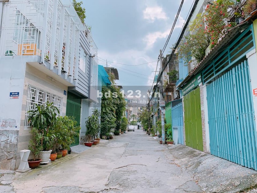 Bán gấp nhà P4 Phú Nhuận hẻm to vật vã 3.5 tỷ