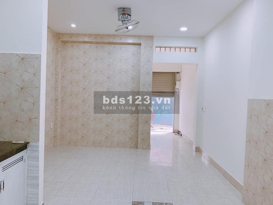 Bán gấp nhà P4 Phú Nhuận hẻm to vật vã 3.5 tỷ