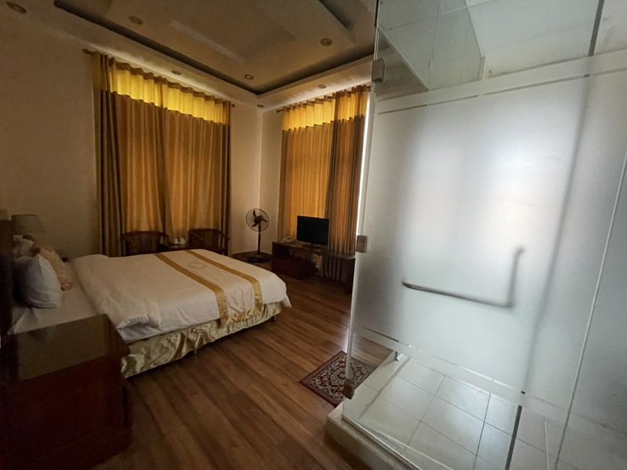Bán Gấp khách sạn đường Lê Hồng Phong, Hải An, Hải Phòng DT 425m2