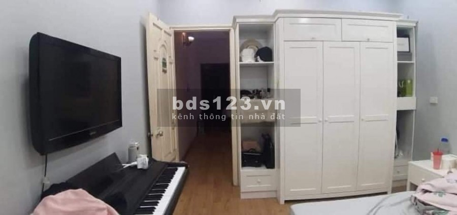 Bán gấp nhà Ngõ 22 Tôn Thất Tùng, Cách Đại Học Y 100m, 50m2, giá 6,15tỷ.