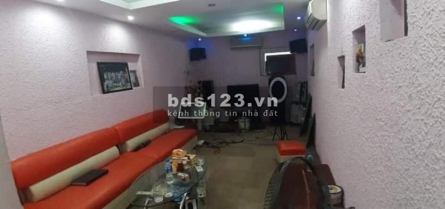Bán gấp nhà Ngõ 22 Tôn Thất Tùng, Cách Đại Học Y 100m, 50m2, giá 6,15tỷ.