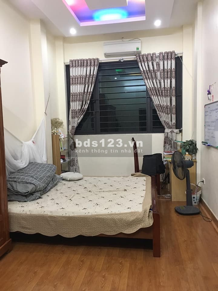 Bán nhà Nguyễn Văn Trỗi. Nhà mặt phố oto tránh kinh doanh đỉnh