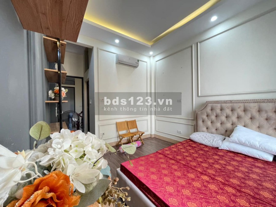 HÀNG TUYỂN ĐỊNH CÔNG-NHÀ 5 TẦNG 44M2, GIÁ 3.9 TỶ, Ô TÔ ĐỖ CỬA, KINH DOANH NHỎ