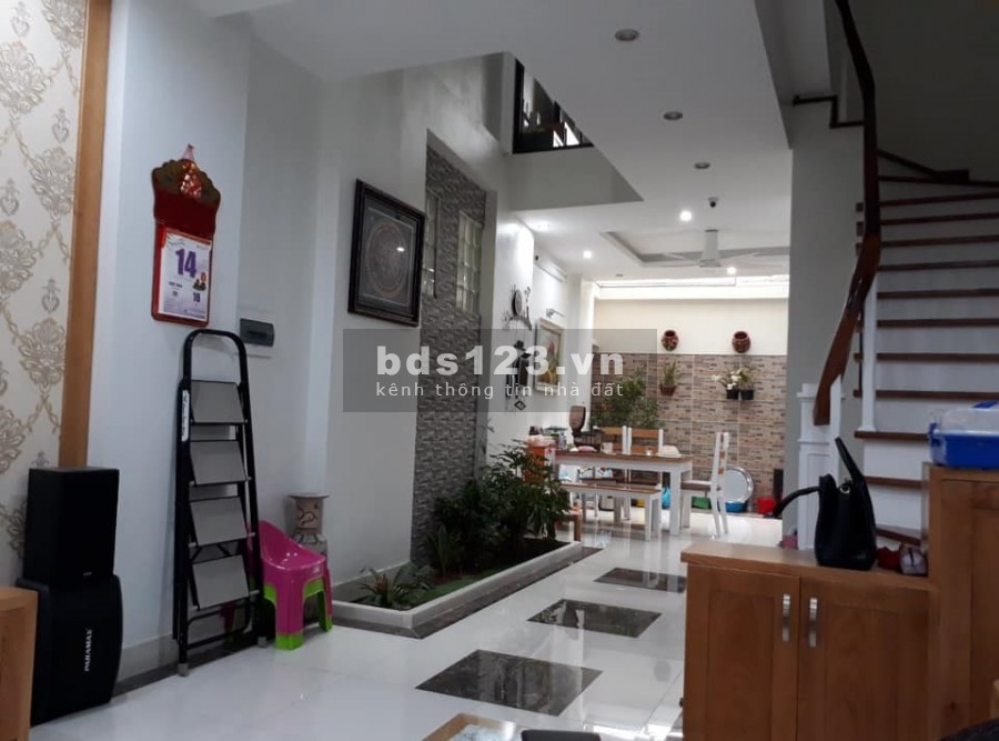 Bán nhà Nguyễn Sơn-Long Biên 45m2*5T-30m ra ô tô tránh-Ngõ thông-Nội thất cực đỉnh