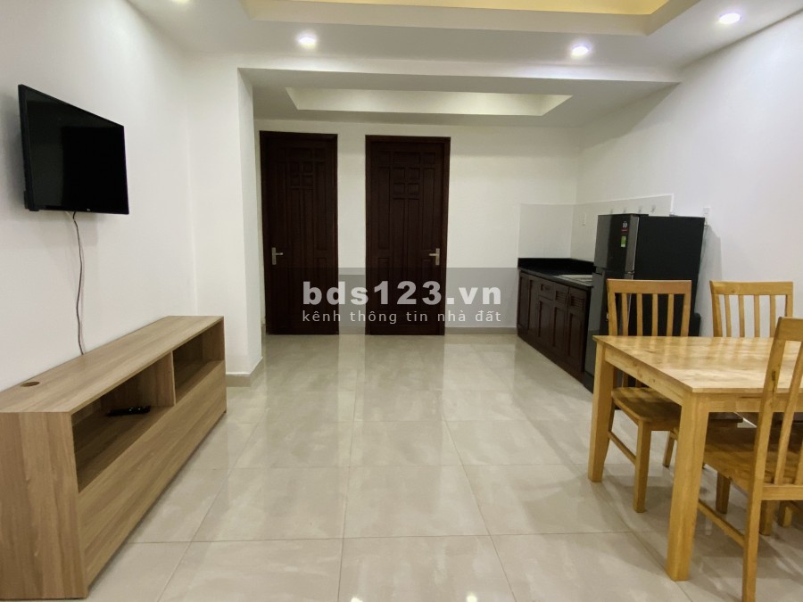 Căn hộ 1 phòng ngủ, phòng khách rộng trung tâm Q10