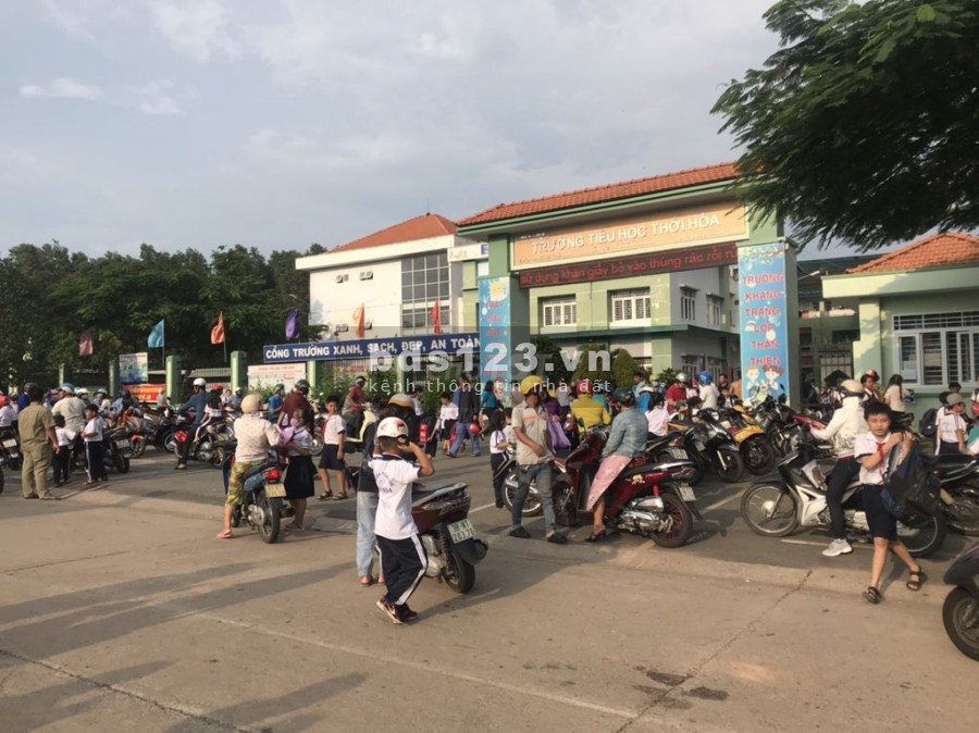 Chính Chủ cần tiền bán gấp 2 căn nhà trọ tại kcn & đô thị mỹ phước 3 , đối diện chợ dân đông