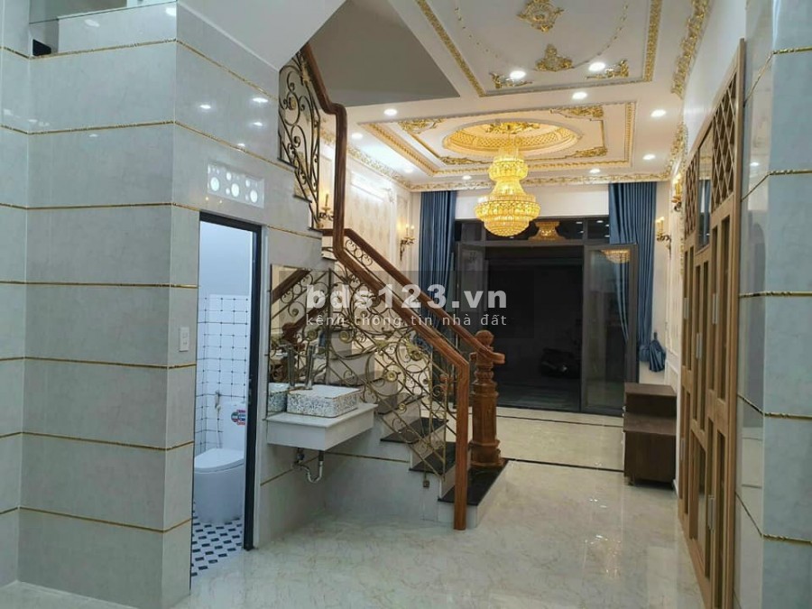 Chuyển Về Ở Cùng Cháu Bán Nhà Đẹp 4 Tầng An Dương Vương Quận 5 DTSD 80m2 Chỉ 5.3 Tỷ