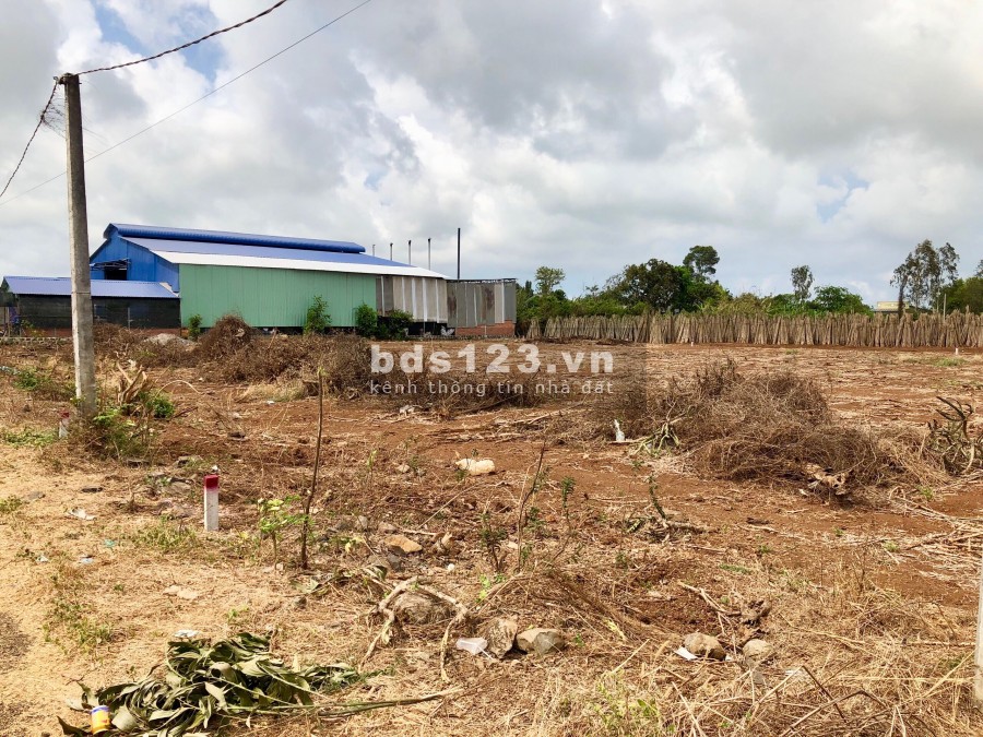 Tôi cần sang gấp lô đất 100m2, Xã Láng Dài, Đất Đỏ , Bà Rịa