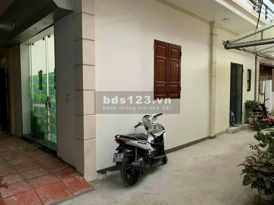 Bán nhà 2.5 tầng đường Điện Biên Phủ, TP HD, Lô Góc, 42.2m2, mt 4.7m, chỉ 1 tỷ 650 triệu
