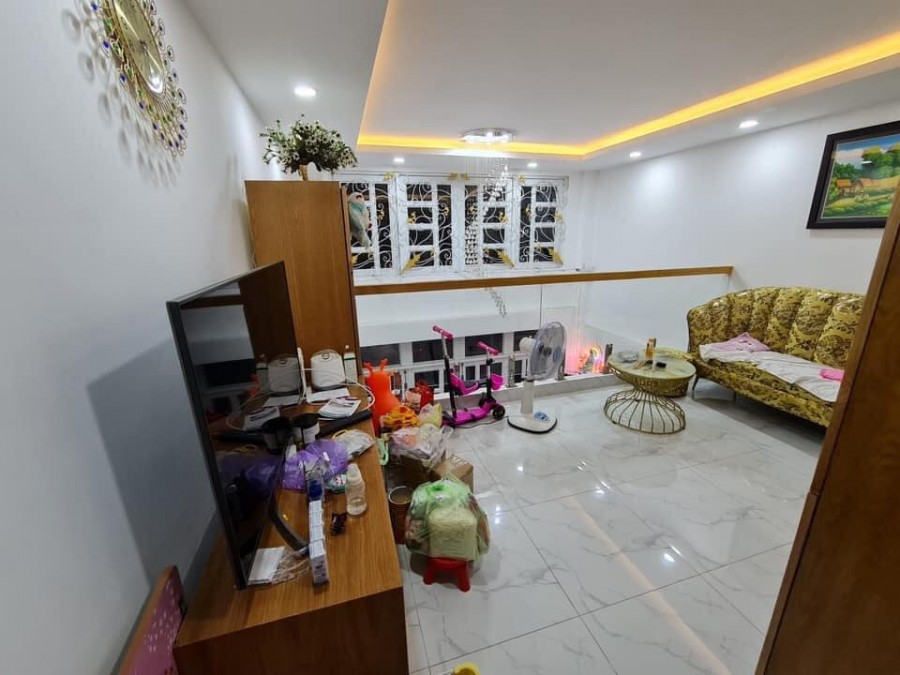 Bán nhà Bình Thạnh ngay chợ bà chiểu Sát Quận 1 59M2 8.2 TỶ