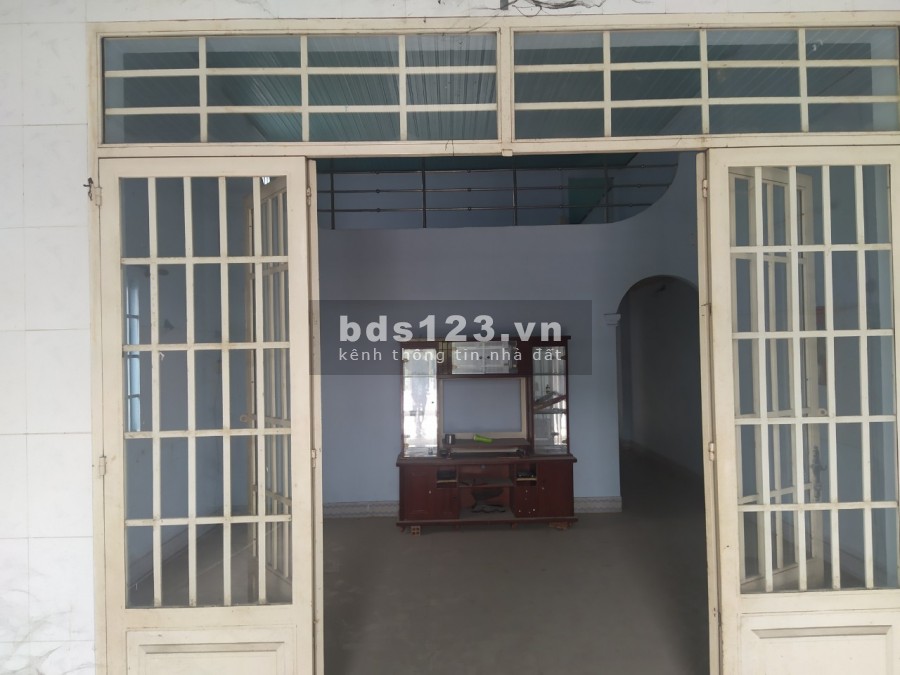 Nhà mặt tiền Nguyễn Thị Lắng, Tân Phú Trung vị trí bao đẹp, đắc địa
