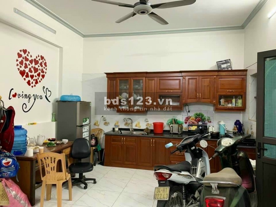 Bán nhà 2.5 tầng đường Điện Biên Phủ, TP HD, Lô Góc, 42.2m2, mt 4.7m, chỉ 1 tỷ 650 triệu
