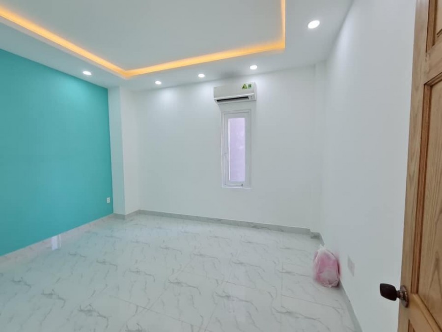 Bán nhà Bình Thạnh ngay chợ bà chiểu Sát Quận 1 59M2 8.2 TỶ