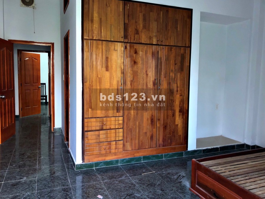 Nhà nguyên căn 5*18 gồm 4 tầng giá chỉ 20,5 triệu /tháng Lh 0938612666 ANH EM GROUP