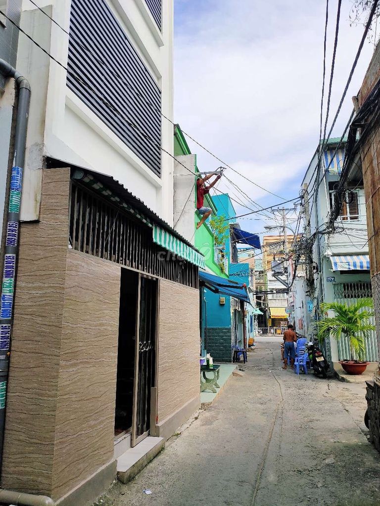 CẦN BÁN NHÀ CHÍNH CHỦ Ở QUẬN 6 – HỒ CHÍ MINH