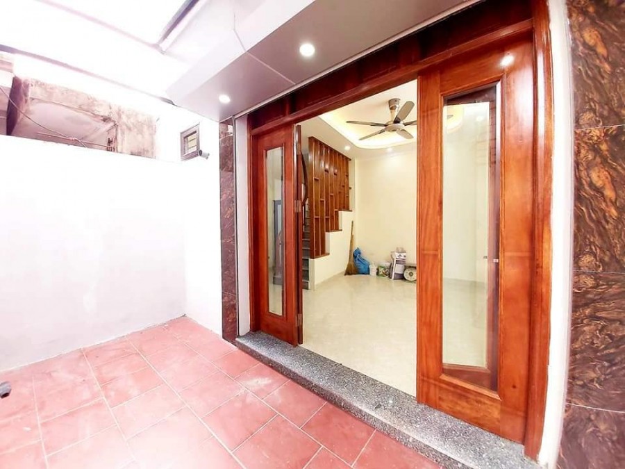 Nhà phố Giáp Nhị 32m x 5tầng mặt tiền 4.5m mới xây Giá cực yêu chỉ 2.93 tỷ