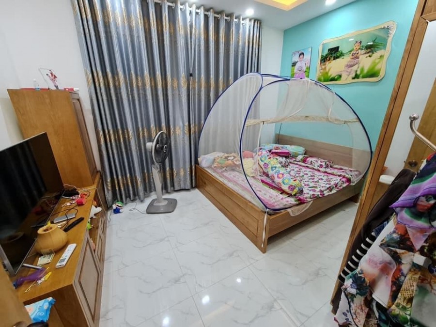 Bán nhà Bình Thạnh ngay chợ bà chiểu Sát Quận 1 59M2 8.2 TỶ