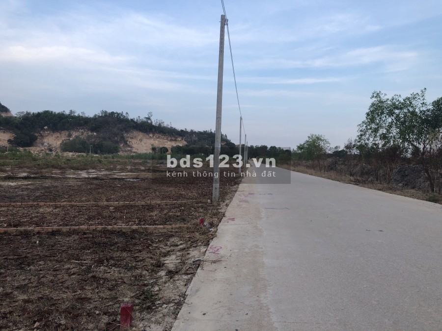 Gia đình A Công cần tiền bán nhanh lô đất 5*30,thổ cư đối diện TDC Tân Phước