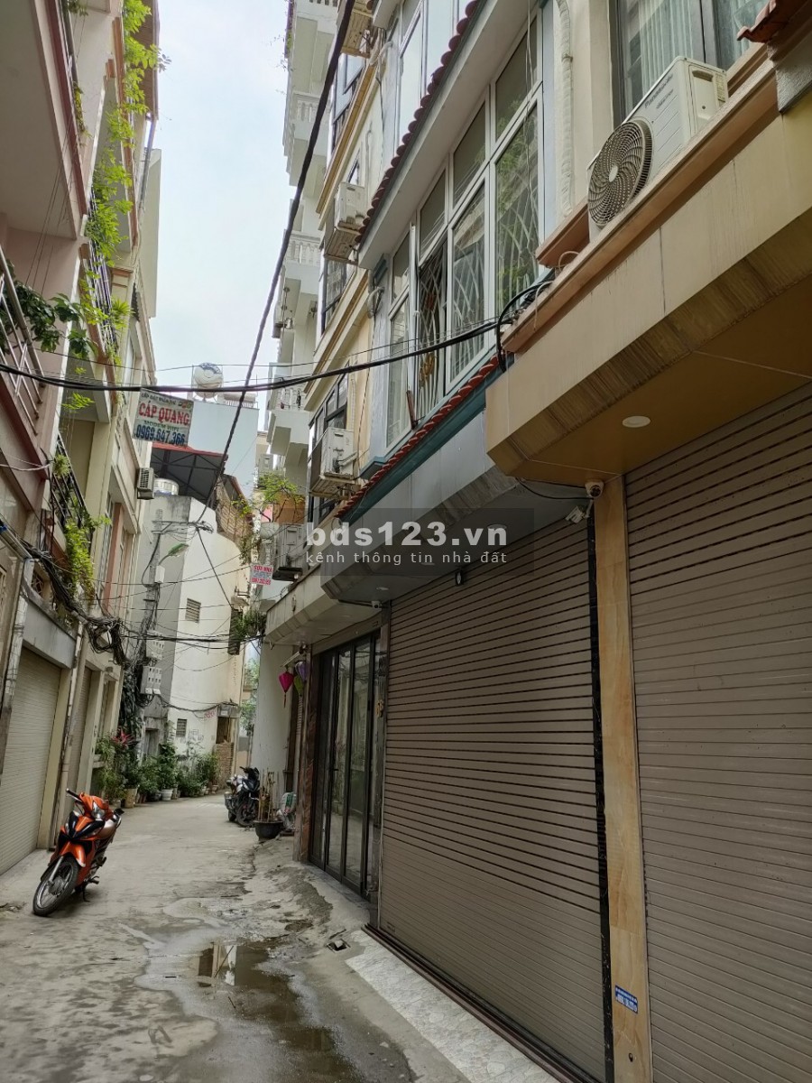 Ngọc Lâm nhà 45m2 x 4 tầng, mặt tiền 3.5m giá 2.35 tỷ