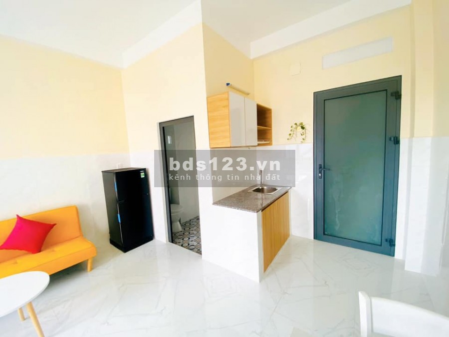 Căn hộ Mới 100% Tiện Nghi Bankol Thoáng 30m2 Ngay CV Bầu Cát, Tân Bình