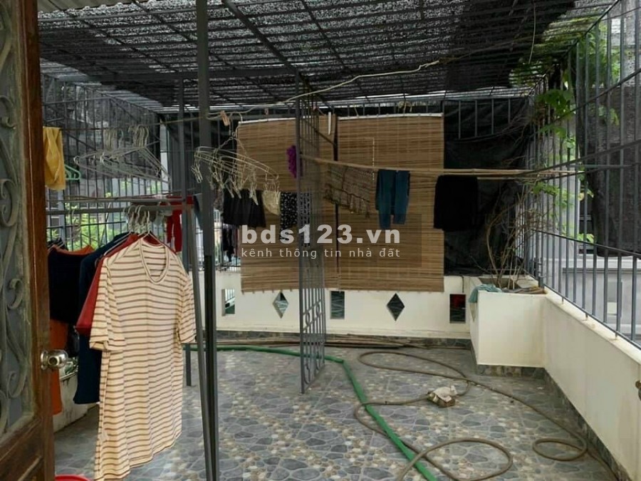 Bán nhà 2.5 tầng đường Điện Biên Phủ, TP HD, Lô Góc, 42.2m2, mt 4.7m, chỉ 1 tỷ 650 triệu