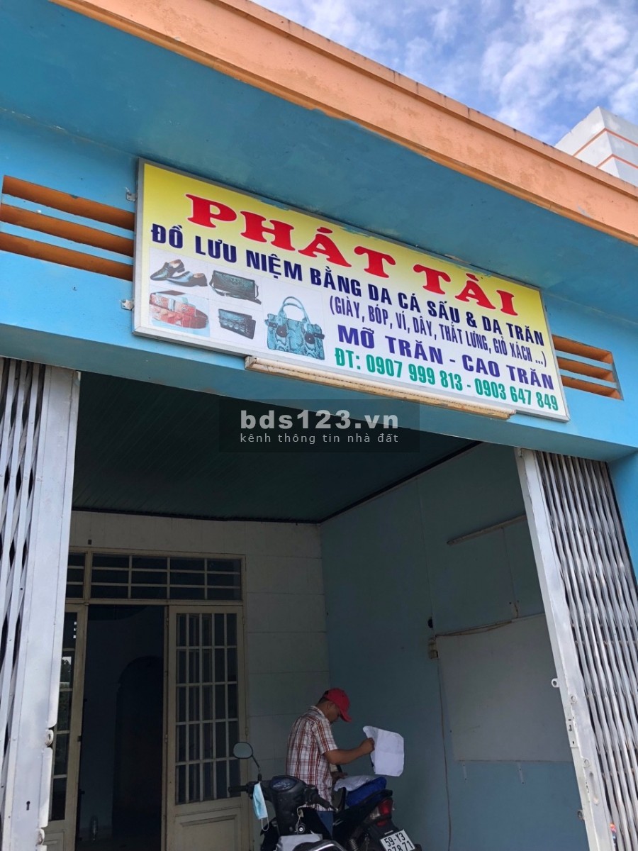Nhà mặt tiền Nguyễn Thị Lắng, Tân Phú Trung vị trí bao đẹp, đắc địa